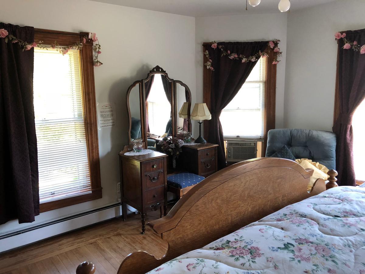 Antique Rose Inn Windham Extérieur photo