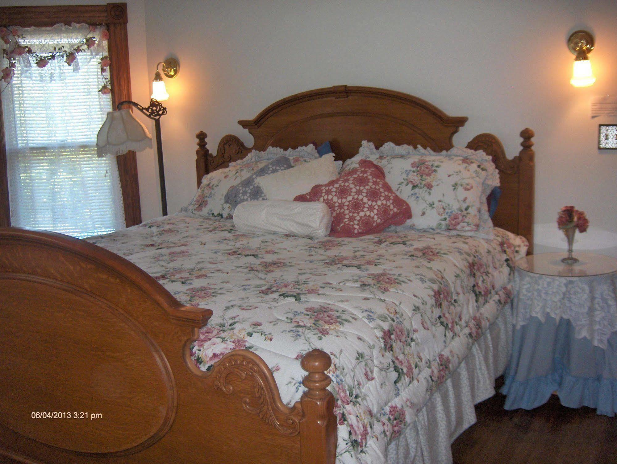 Antique Rose Inn Windham Extérieur photo