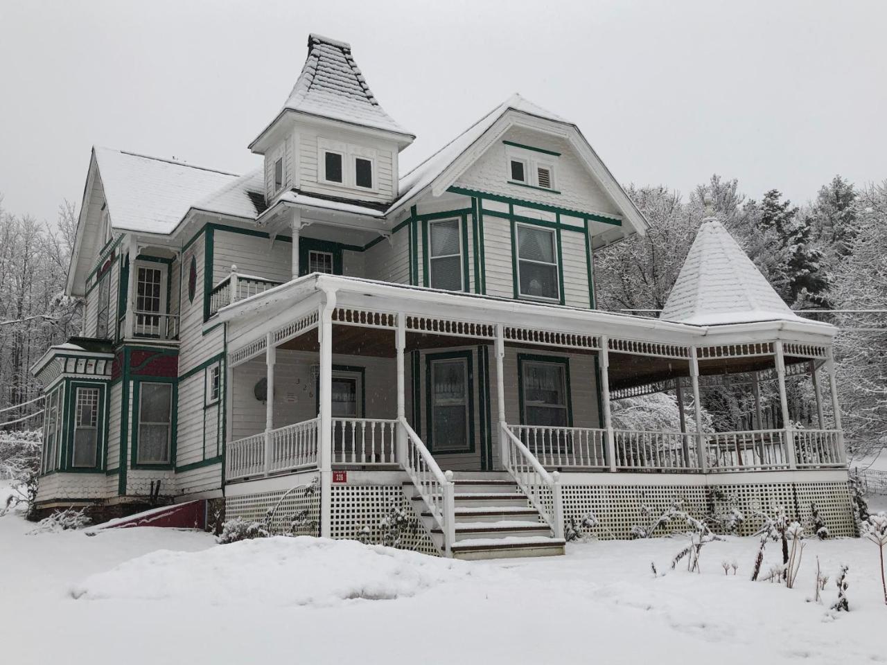 Antique Rose Inn Windham Extérieur photo